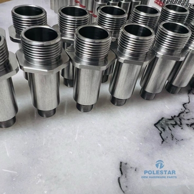 SUS316 قطاعات الدقة من الفولاذ المقاوم للصدأ الخيط الخارجي الجمعية الباغودا CNC المصنعة وصلة تحول لقطب مضخة الوقود